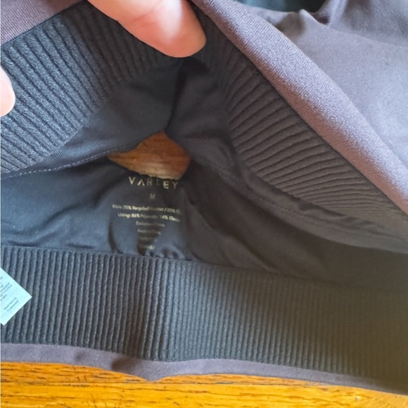 NWT Varley Always Delta Bra in Raisin Size M - Picture 4 of 5